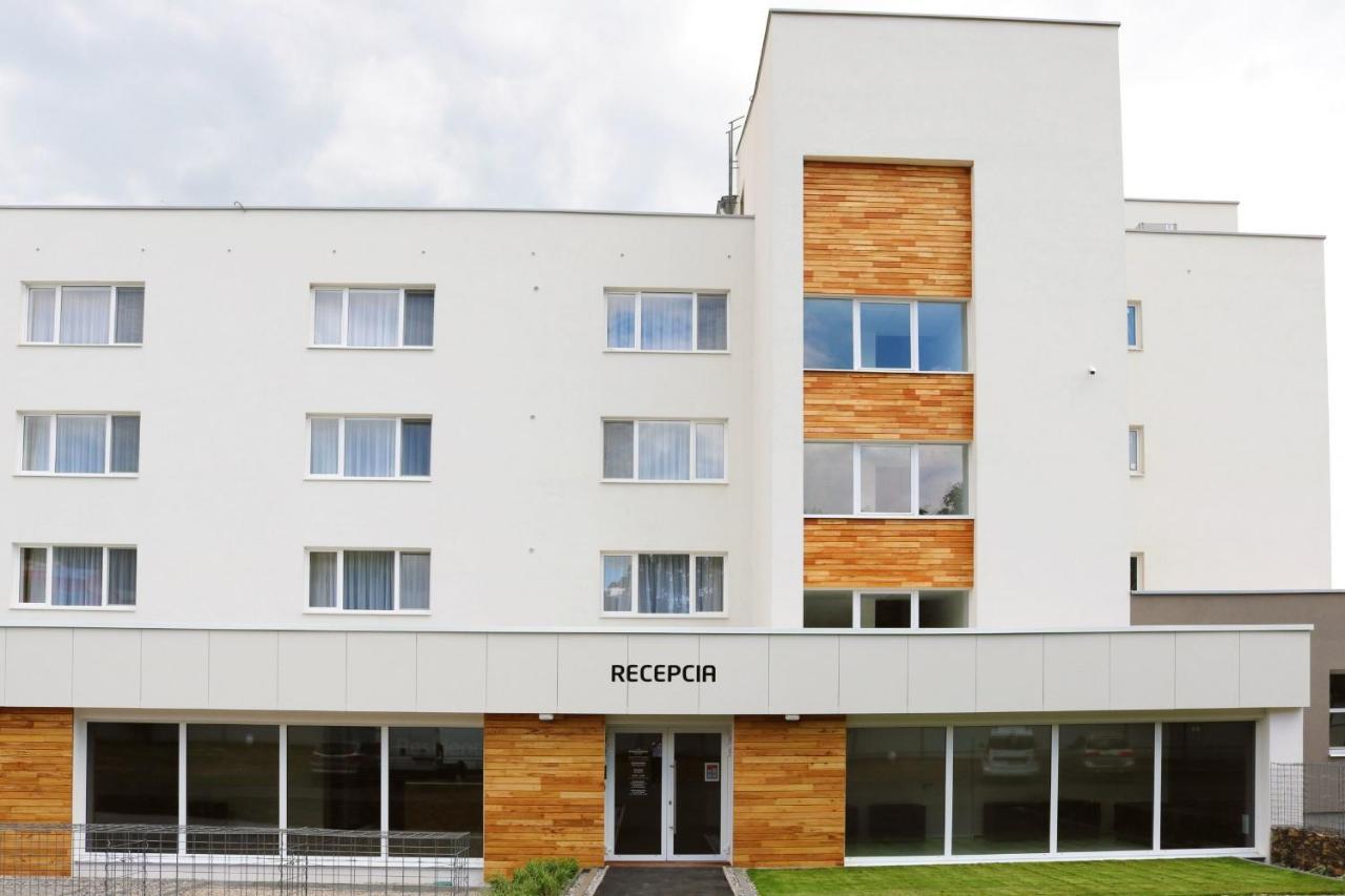 Residence Sirava *** Kaluza Exterior photo